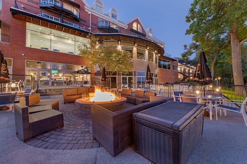 Heidel House Hotel and Conference Center, an Ascend Collection Hotel