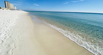 GULFFRONT VIEW Beach chairs Umbrella thru 10-31 Best in Show & Best Location