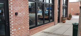 523 C - Historic Downtown Apartment above Brewery BBQ Restaurant - 2 Bedroom