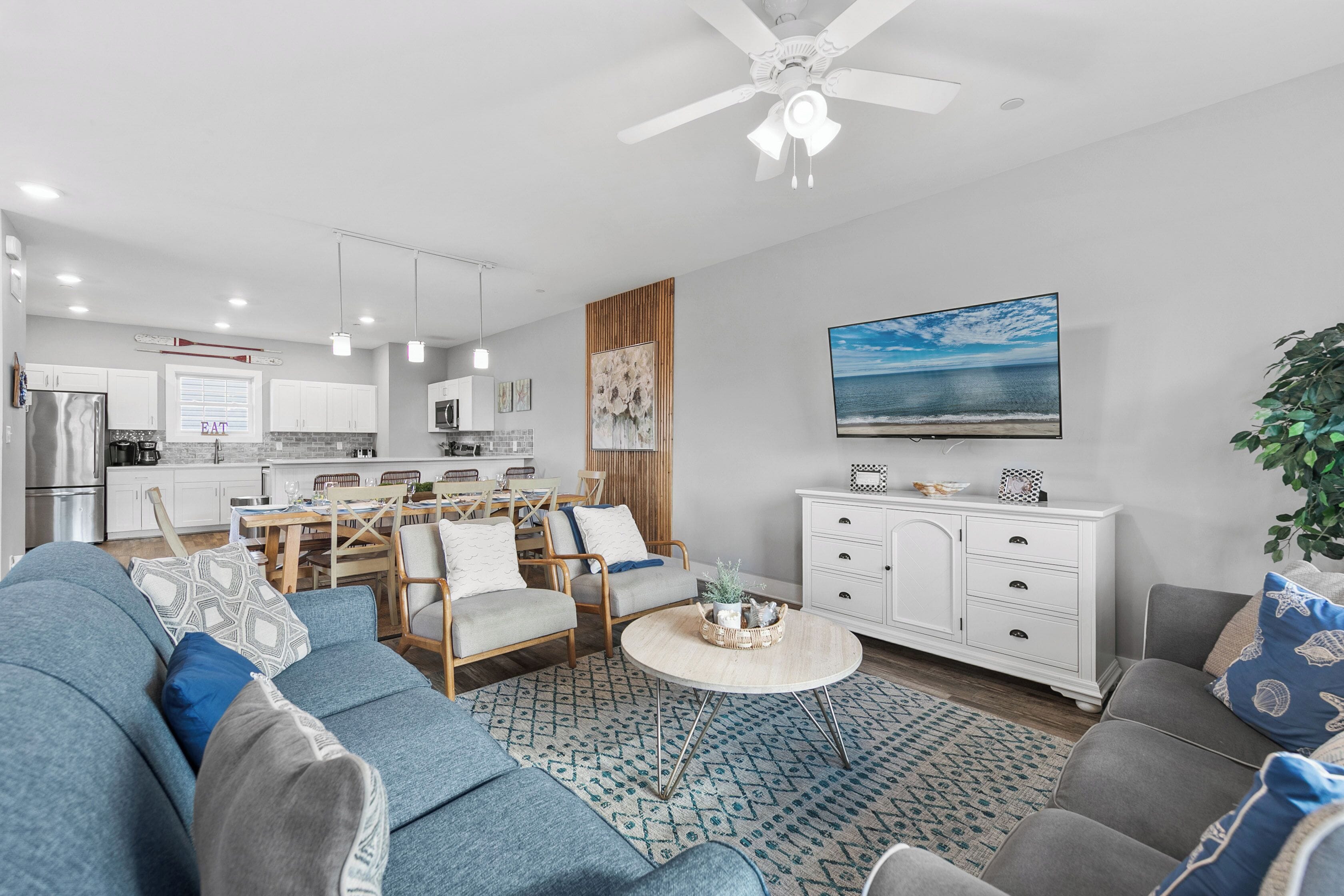 Smart-tv, tv-spel, ett musikbibliotek och ett filmbibliotek