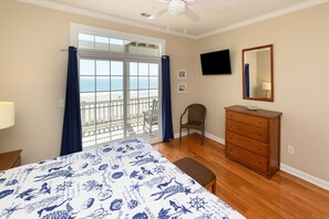 6 bedrooms, Internet - Oceanfront 6 BR Beach House with Private Pool! Price's Place (Surfside Beach)