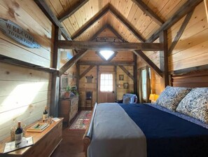 1 slaapkamer, een strijkplank/strijkijzer, beddengoed