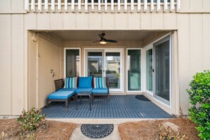 Terrace/patio - Dog-Friendly Retreat, Pool, Steps from Beach, Beach Service! Free Daily Fun! (Destin)