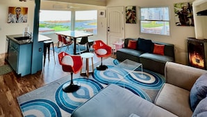 Smart TV, fireplace, table football - Dillon Beach House with Ocean Views 1 Min Walk to Beach Path (Dillon Beach)