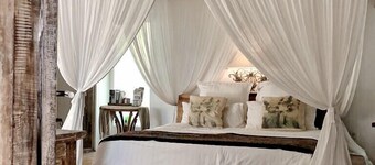 GARDEN ROOM - VILLA BABY MELON, BALI - 5 away to Mesari Beach, Seminyak