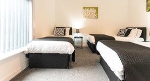 2 Schlafzimmer, Bügeleisen/Bügelbrett, kostenloses WLAN, Bettwäsche