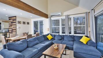 Smart TV, fireplace, video games, Netflix