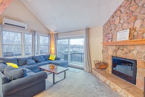 Smart TV, fireplace, video games, Netflix