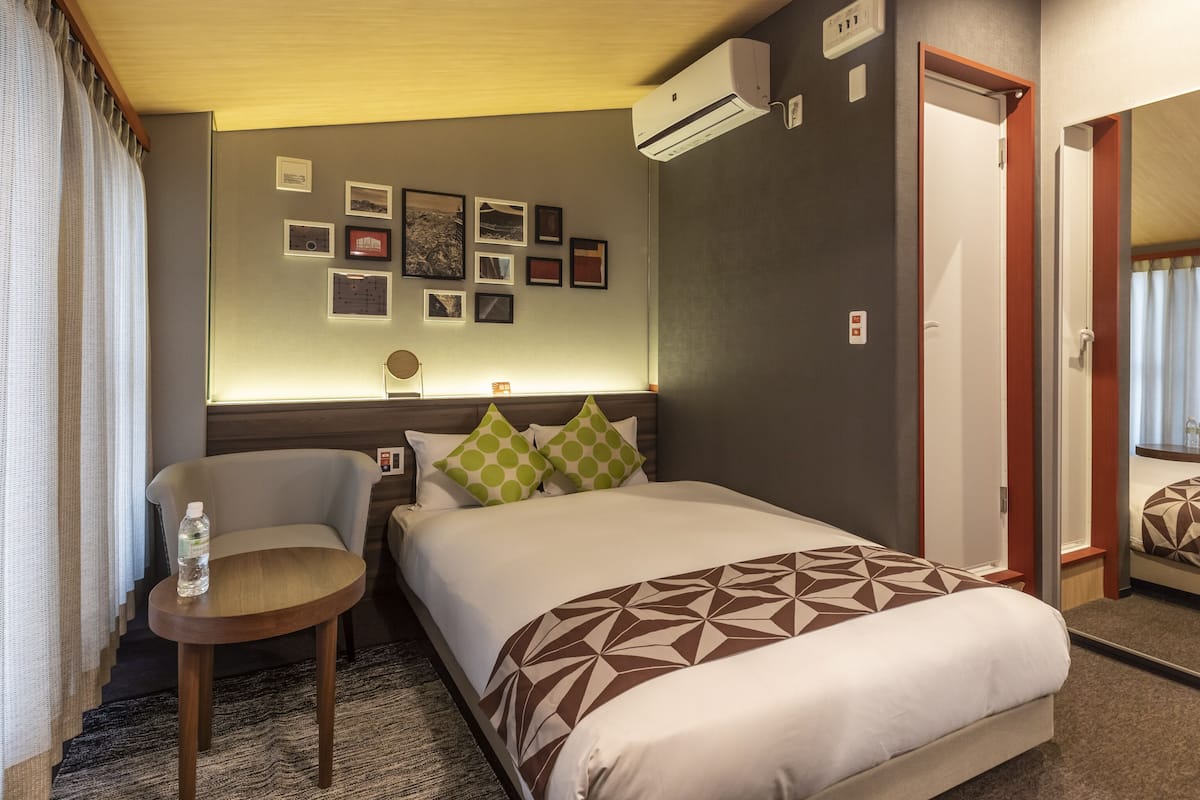 Chambre Double Deluxe, non-fumeurs (304CD) | Wi-Fi gratuit, draps fournis