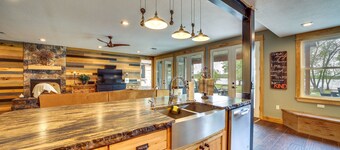 Hot Tub, Game Room & More! Lakefront Home in Afton
