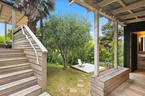 Palm Views | Stay Waiheke