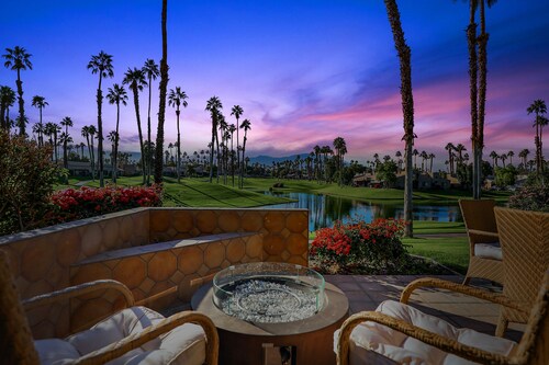 Access to Gym/Golf/Tennis/Pickleball via platinum membership.