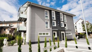 Uklassifisert bilde, 4 av 48, knapp