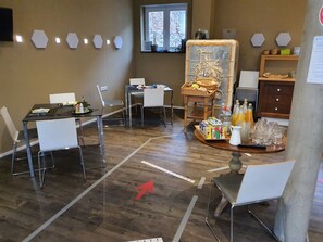 Morgenmadsbuffet hver dag mod et gebyr