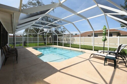 Stunning Fenced Home | Pool (Heated Opt) & Hot Tub