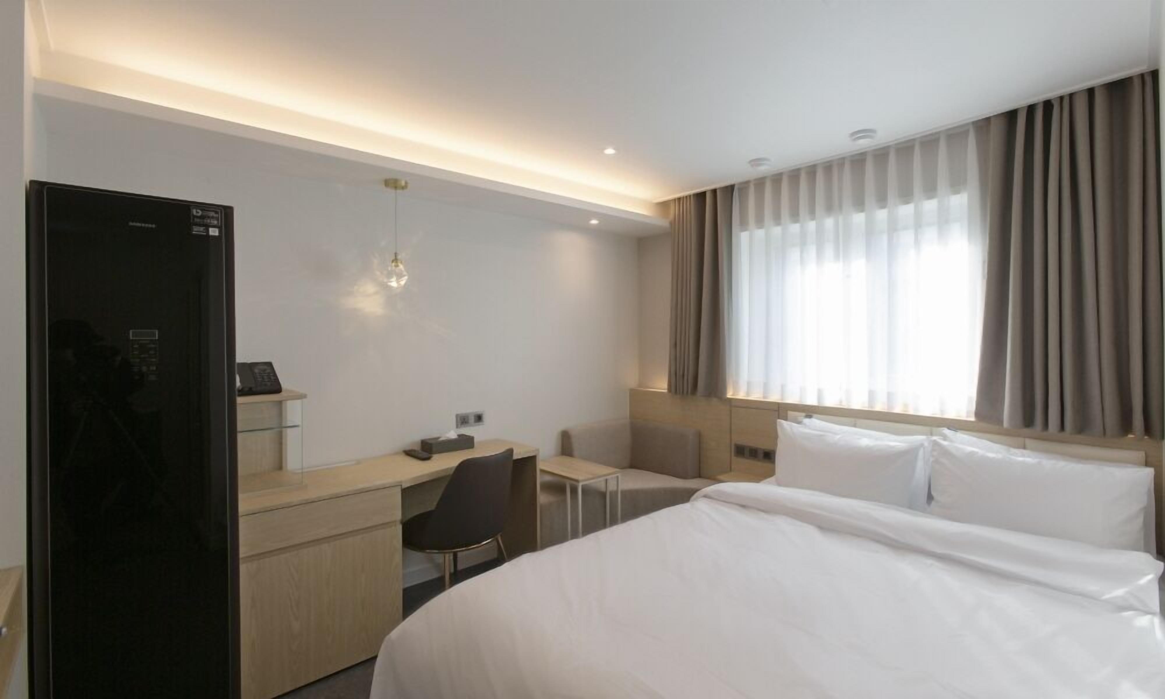 1 bedroom, individually decorated, individually furnished, free wifi