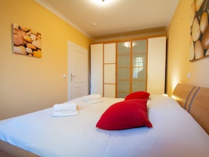 2 bedrooms, WiFi