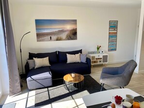 TV - A: Apartment 05 Am Selliner See - House 1 Apartment 05 Am Selliner See with balcony (Sellin)