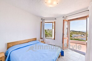 2 bedrooms