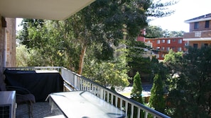 Property grounds - The Breakers 10 (Forster)