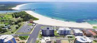 Ebbtide 2 - On Main Beach!