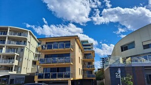 Exterior - Hibiscus Court 1 - Forster Main Beach! (Forster)