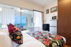 1 bedroom, desk, free WiFi, bed sheets - Room D One bedroom double size room without mea / Kunigami-gun Okinawa (Kunigami-gun)