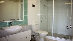 Bathtub