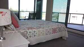3 Schlafzimmer, Bügeleisen/Bügelbrett, Bettwäsche