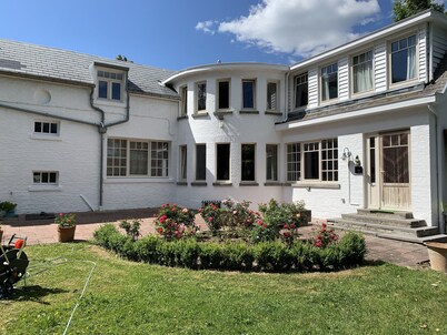 Large villa on 4ha with swimming pool