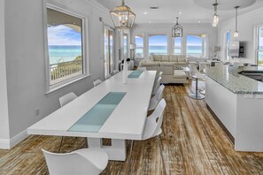 Interior - Seasons Greetings Sale (Seacrest)