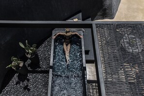 Secret Suite with Infinity Hot tub | Privat spabad