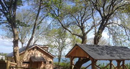 Highcliff Cottage - Clifftop Paradise