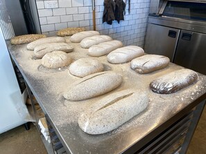 Dining - Cottage Sleeps 13 - Stunning Views! (Berambing)