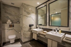 Bathroom - Hotel Polo Towers Agartala (Agartala)