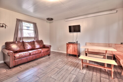 Family friendly cabin!
