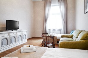 3 عدّة غرف نوم ومكتب ومكواة/لوح كي وواي فاي مجانًا