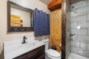 Hair dryer, towels