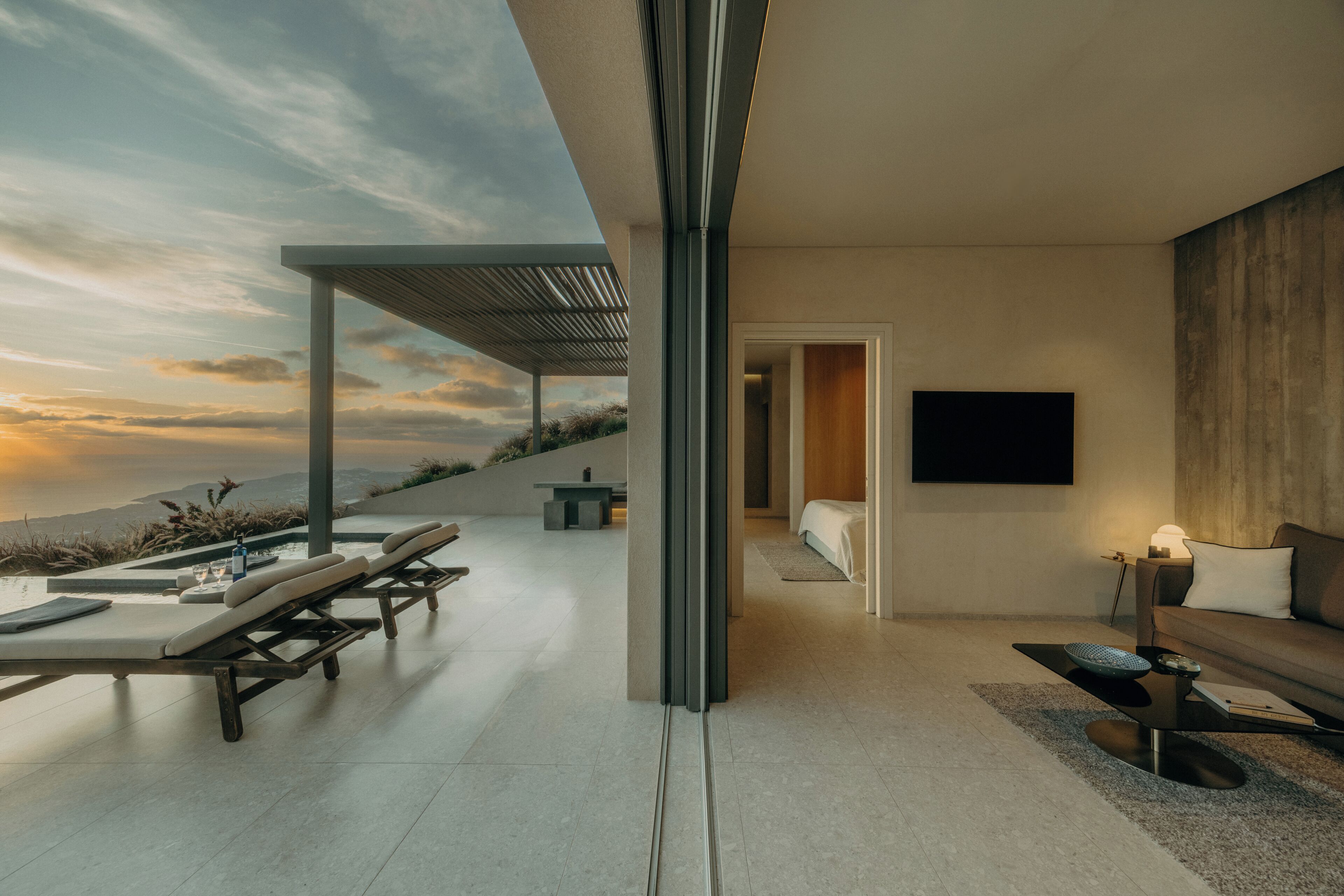 Master Villa with Private Pool, Heated Plunge Pool and Sea View | Terrasse/Patio