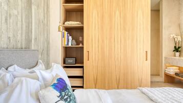 1 phòng ngủ, bộ đồ giường cao cấp, nệm có lớp đệm bông