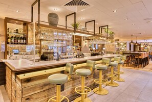 Bar (on property) - Hub By Premier Inn London Shoreditch (London)