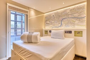 Superior Double Room | Bed sheets - Hub By Premier Inn London Shoreditch (London)