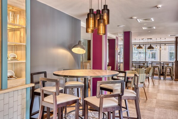 Restaurant - Premier Inn Oxford City Centre - Westgate (Oxford)