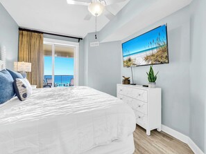 3 bedrooms, iron/ironing board, free WiFi, bed sheets - 🌞BeachFRONT-Pool + Hot Tub-Grand Panama 1-1401🌞 (Panama City Beach)