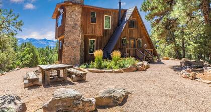 Beautiful Views of Surrounding Peaks | Hot Tub | Large Deck | STR2025-065