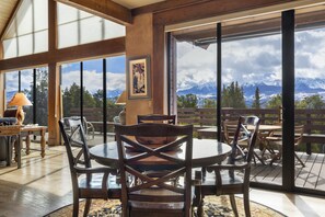 Dining - Mountain Retreat-Amazing Views-Gourmet Kitchen-Air Conditioning STR2025-062 (Ridgway)