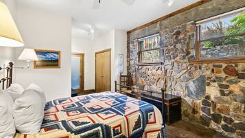 3 bedrooms, free WiFi, bed sheets