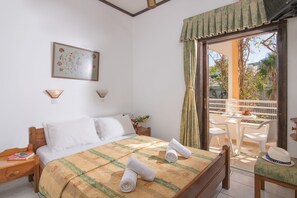 2 bedrooms, in-room safe, iron/ironing board, WiFi