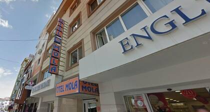 Mola Otel