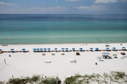 Regency 3BR/2BA Sleeps 12 Oceanfront Early Booking Discounts 2 Beach Chairs